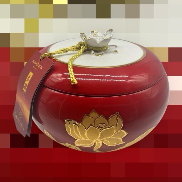 Da Hong Pao Tea Porcelain (Empty) Red Jar with White Lotus Design and Lid - Picture 3 of 13